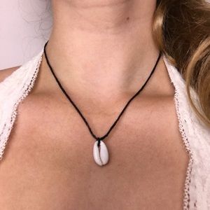 Cowrie Shell Necklace Chocker